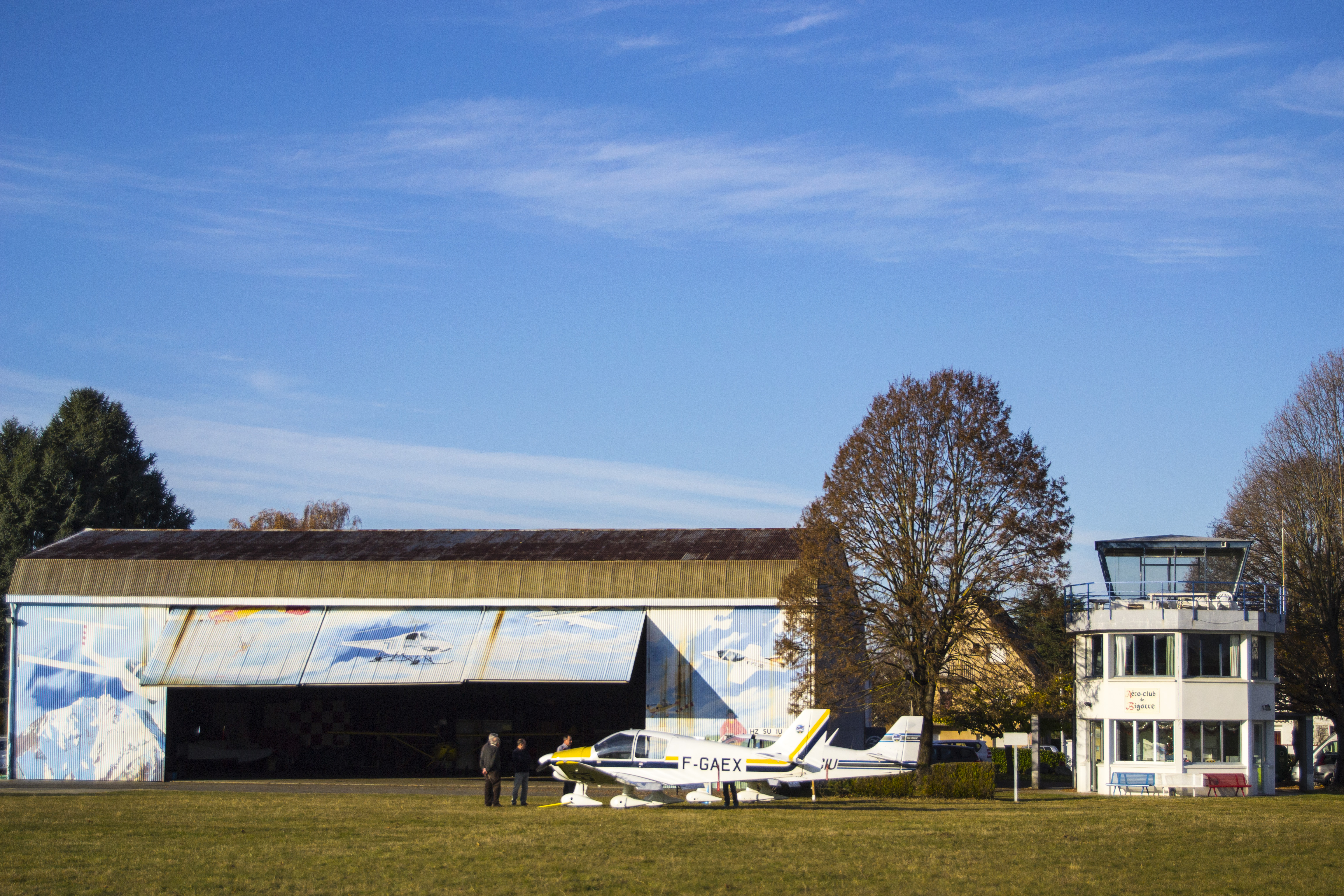 hangars aéroclub